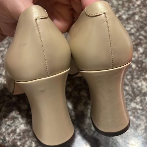 𝐕𝐈𝐀 𝐒𝐏𝐈𝐆𝐀 𝐂𝐑𝐄𝐀𝐌 𝐏𝐄𝐀𝐑𝐋𝐘 𝐅𝐋𝐀𝐑𝐄 𝐇𝐄𝐄𝐋 𝐏𝐔𝐌𝐏𝐒 - Picture 10 of 17